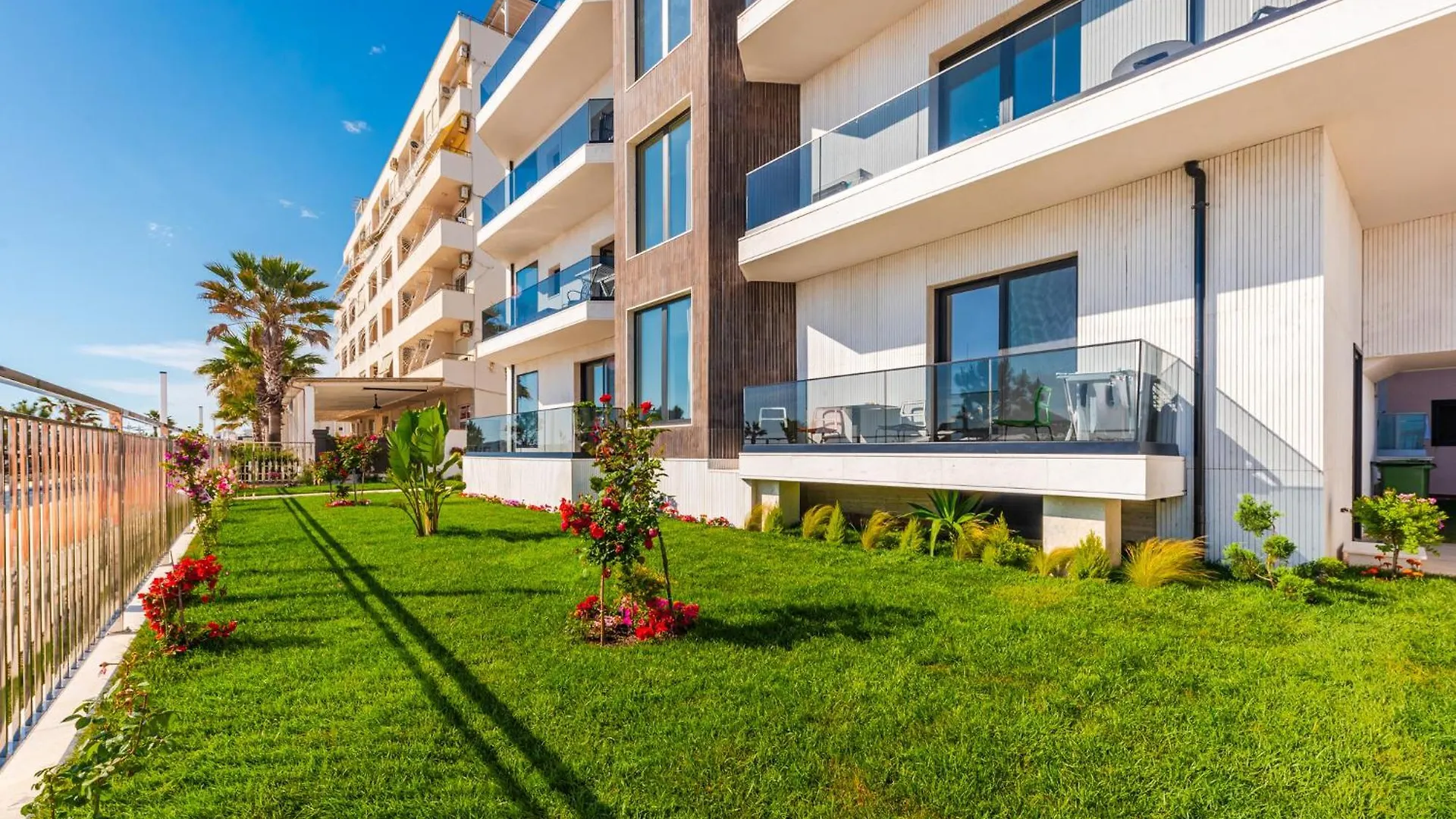 Apartment Eldo Paradise Durres Albania